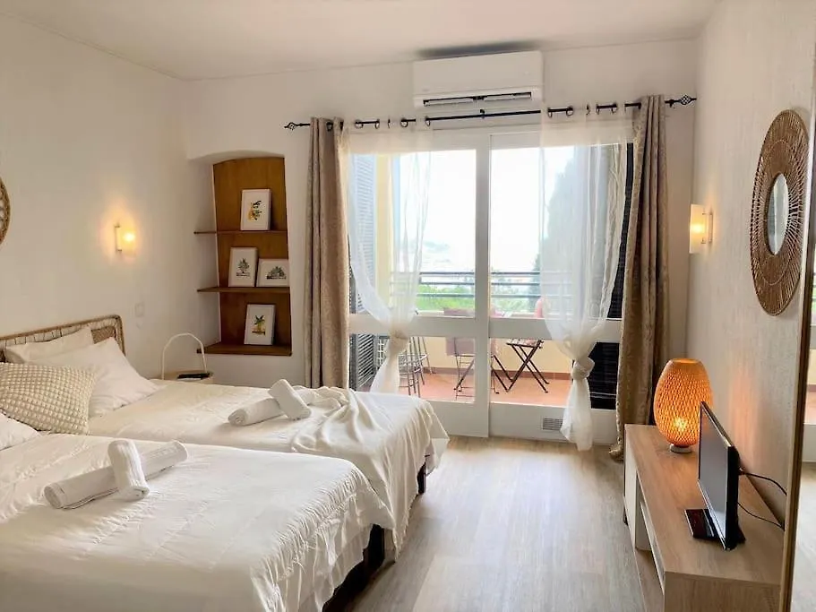 Apartment Studio With Great Sea View, Near The Beach, With Ac And Pools Albufeira